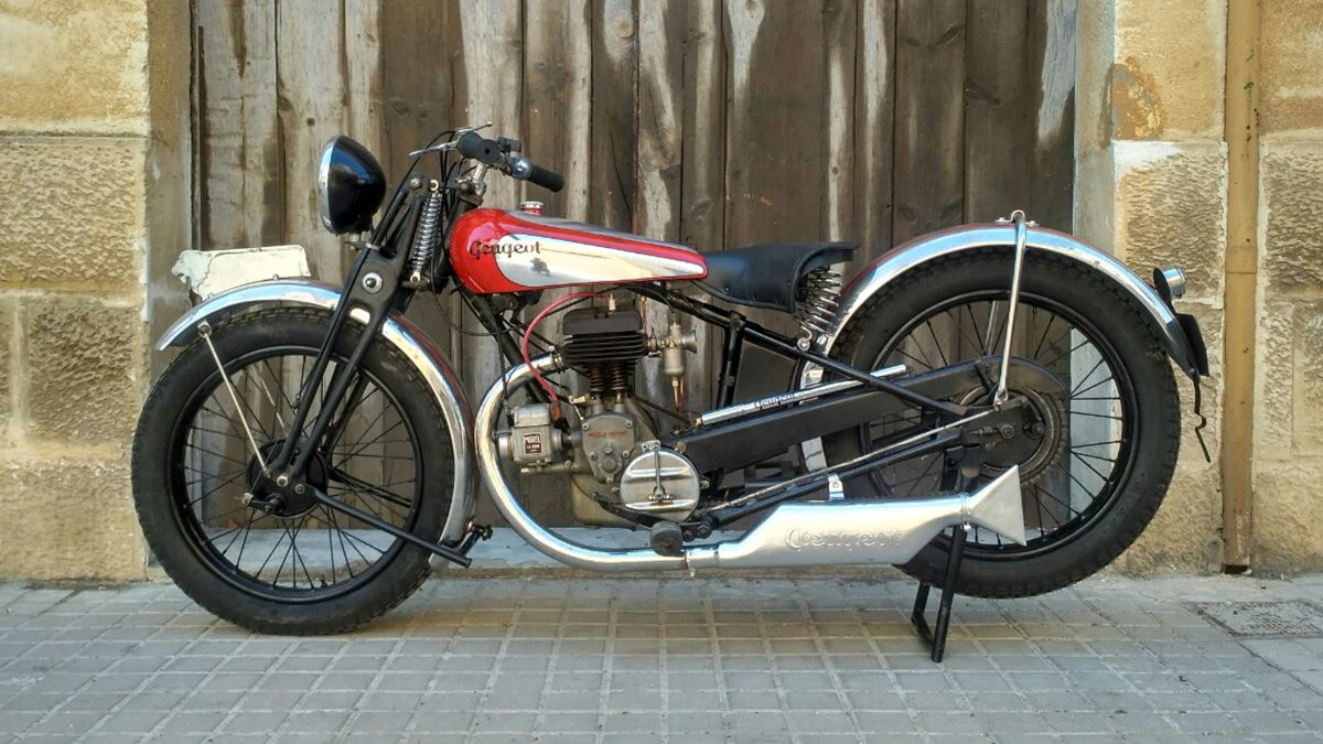 Moto Peugeot P110